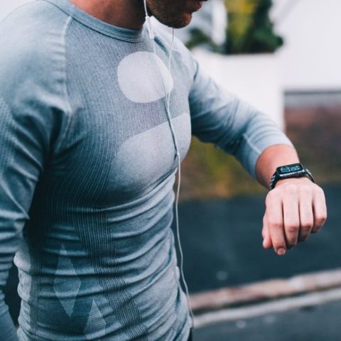 sport-time-clock-technology-measuring-watch-fitness-timer-high-tech-smart-watch_t20_EnAZ0K